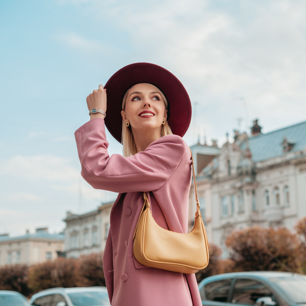 Ten model torebki to HOT trend na jesień 2022. Jest designerska, a możesz ją mieć nawet za 29 zł